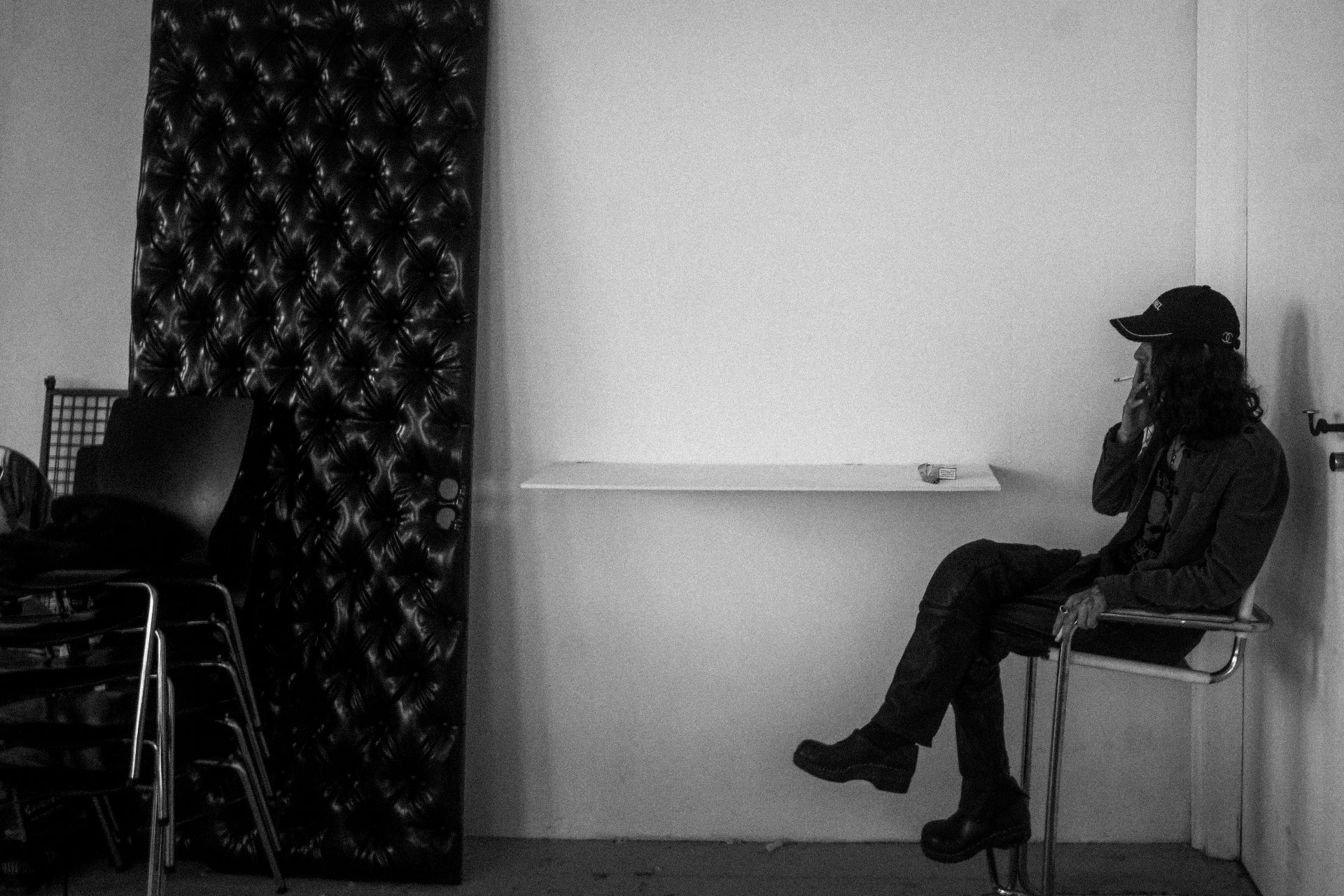 A quiet moment between the work — Munich, May 2026.