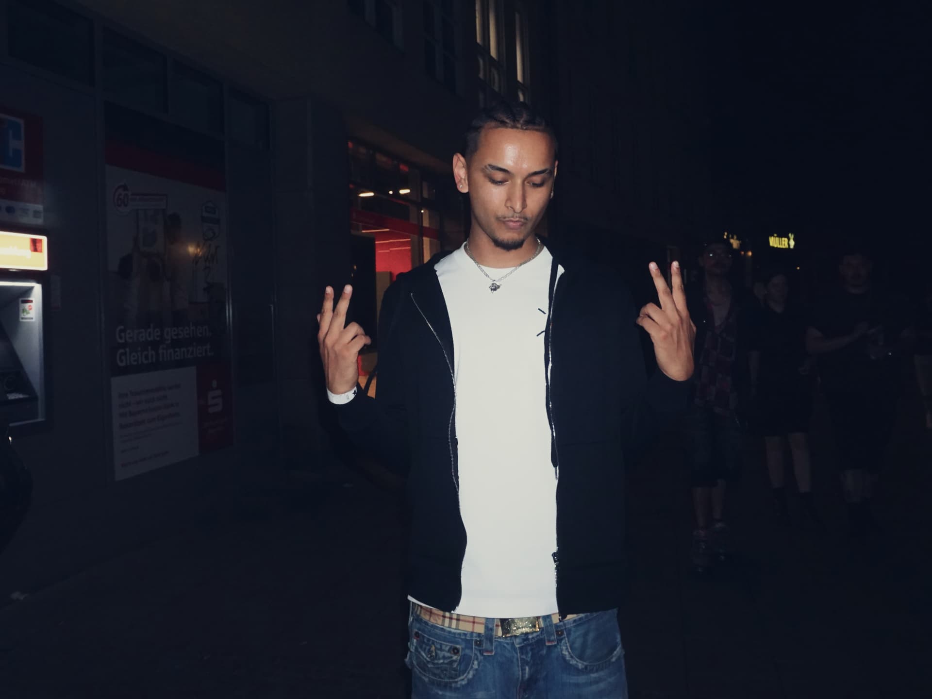 DIE ZWEITE — Munich.